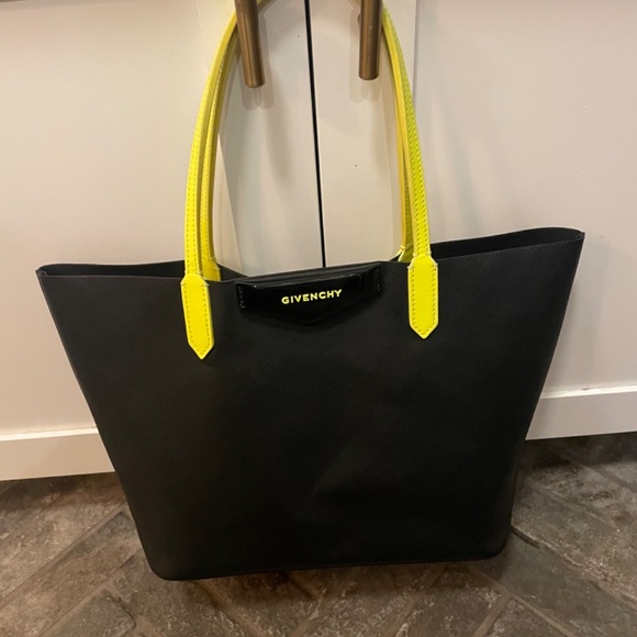 Authentic Givenchy Antigona Tote Black Neon Yellow - Picture 7 of 10